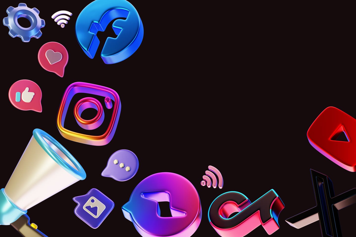 How Social Media Simplifies Access to Business and Money Education