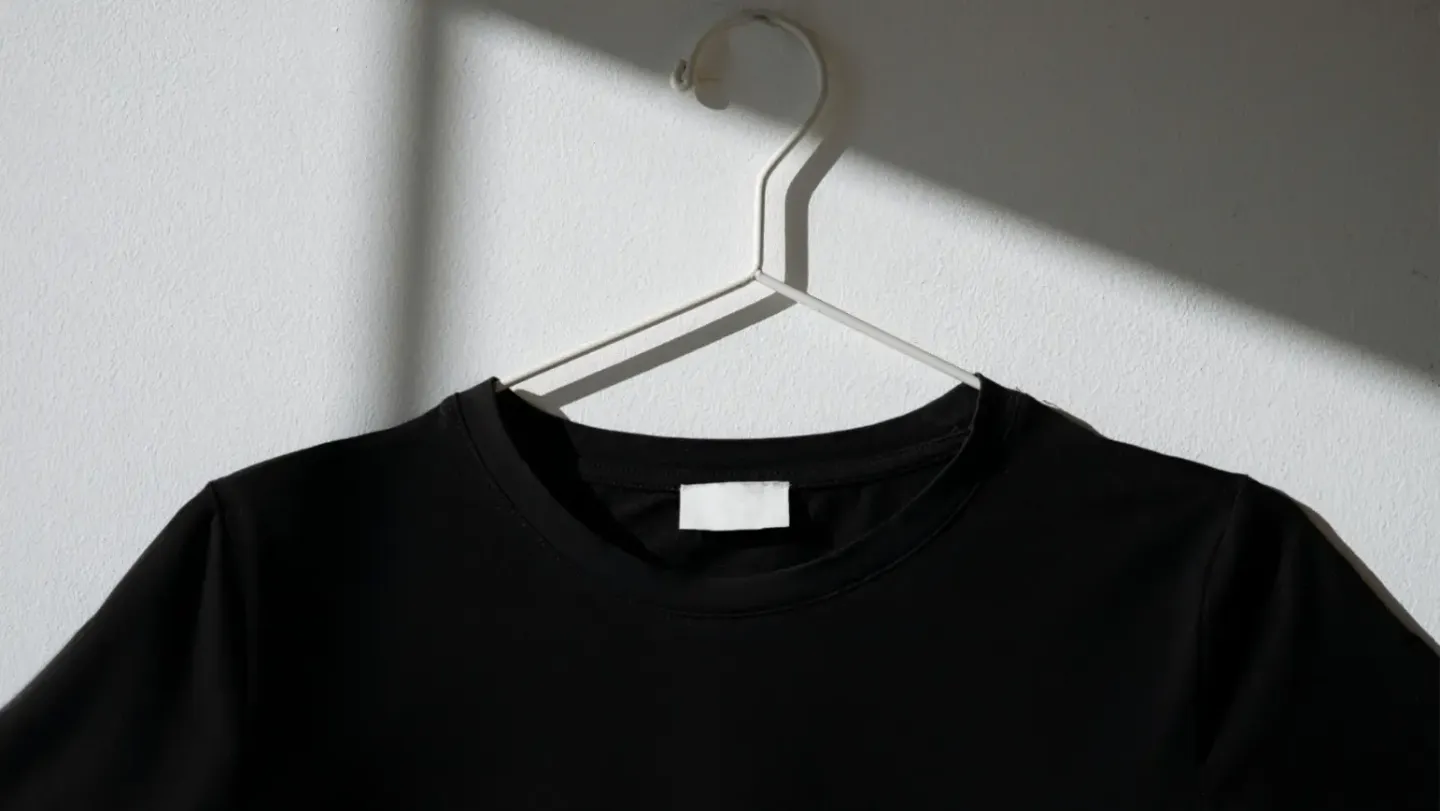 Custom T-Shirts That Convert for Small Businesses