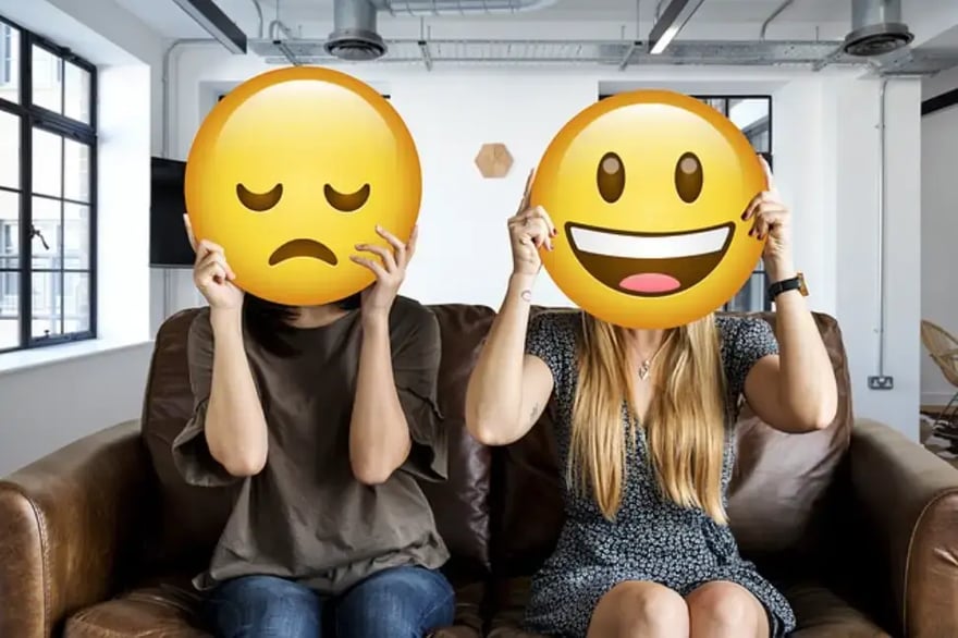 emojis-over-faces